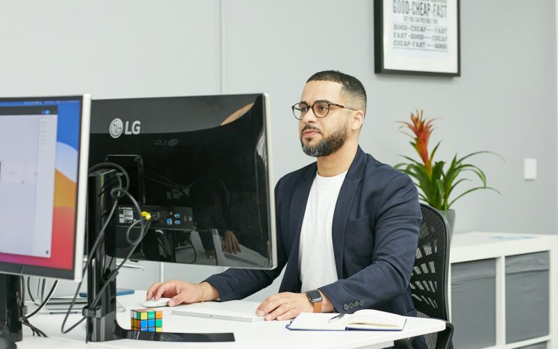 Eye Protection in the Digital Age: 7 Tips for Computer Users