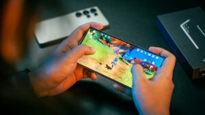 Gaming Phone Versus Standard Smartphone: Is a Gaming Phone Necessary for You?