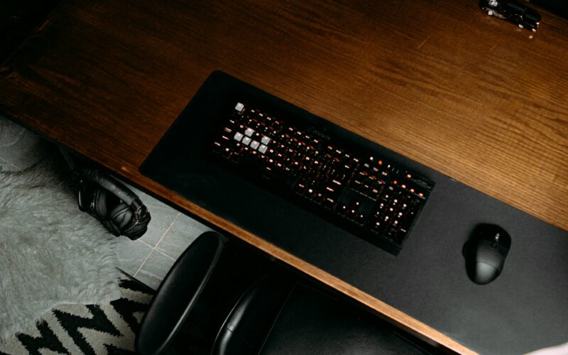 How to Re-Enable Spotlight Backgrounds if Your Desktop Turned Solid Black After the Latest Update